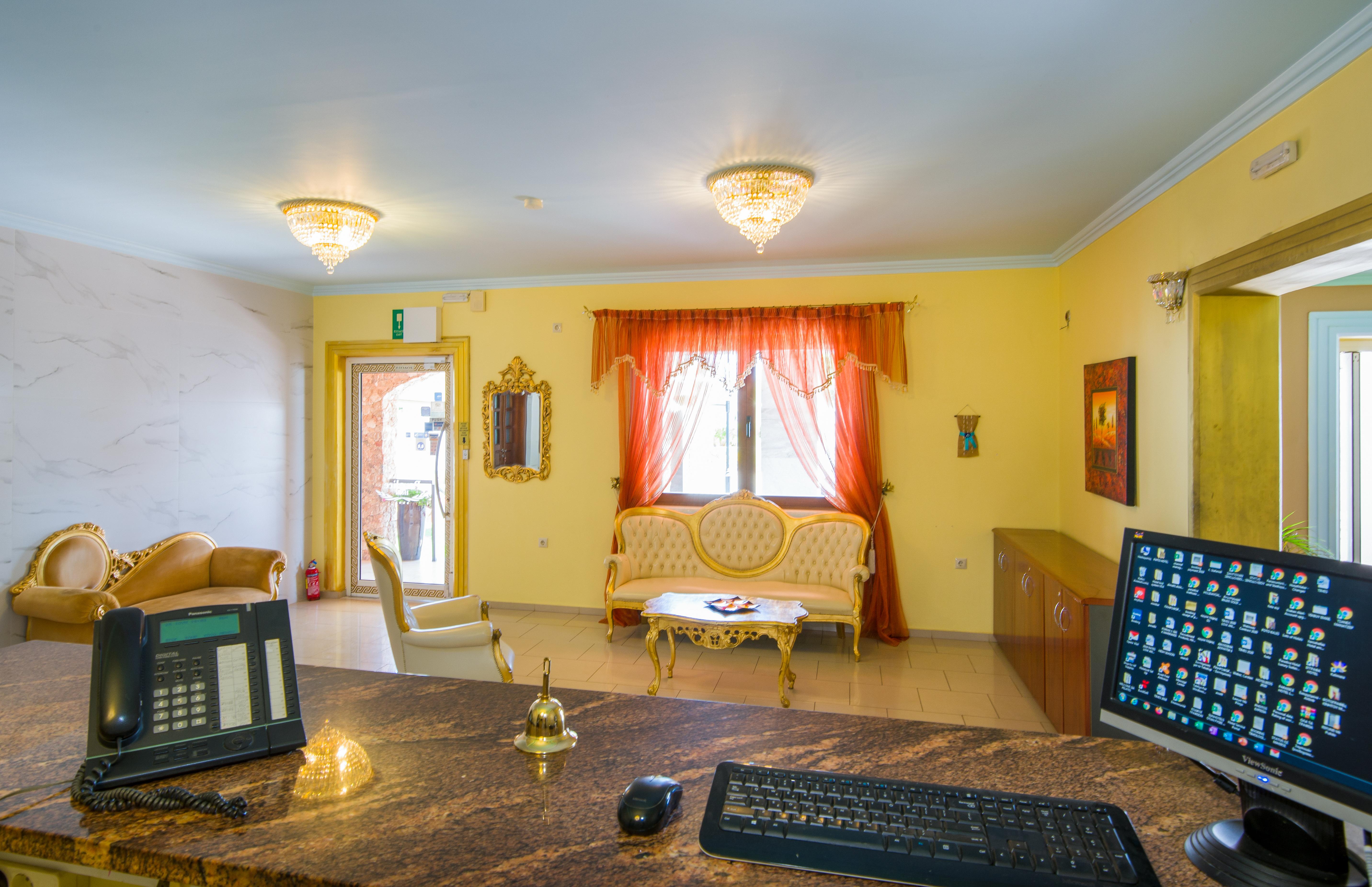 Paradice Hotel Luxury Suites-Near Zorbas Beach-Free Breakfast Sztavrósz Kültér fotó